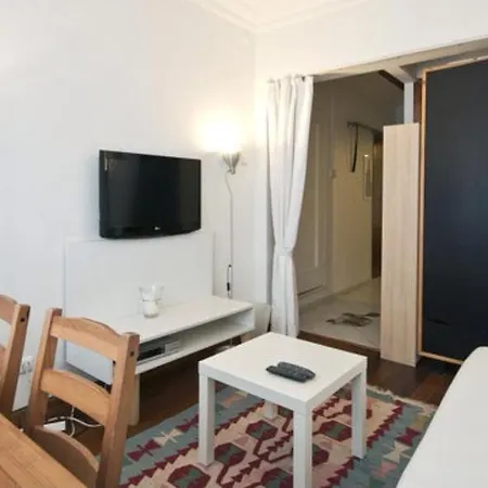 Inin Bebek Apartament