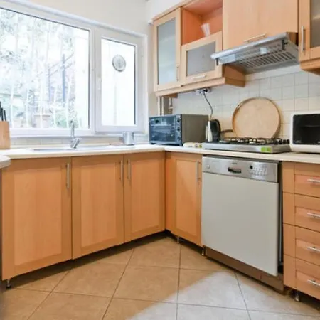 因尼贝贝克酒店 *