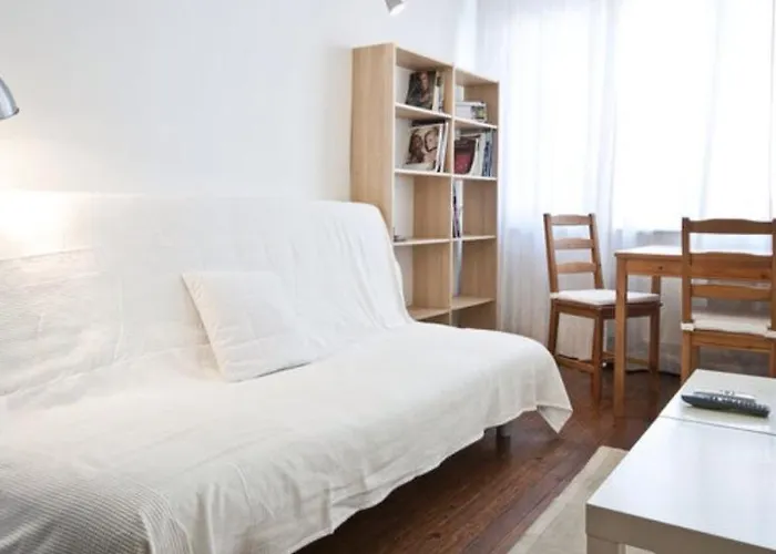 아파트 이닌 - 베벡 *